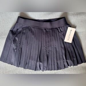 Athleta Navy Match Point Pleated Skort Size L